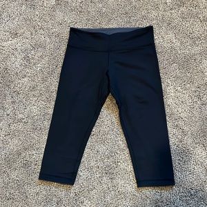 Lululemon reversible capris